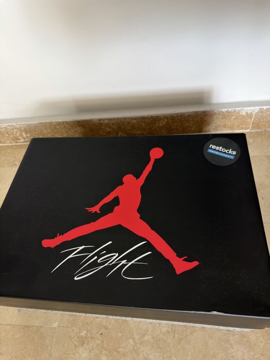 Air Jordan 4 Red Thunder 41