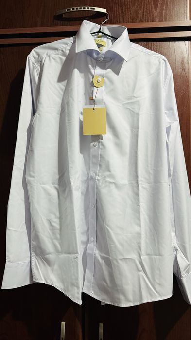 Рубашка белая мужская