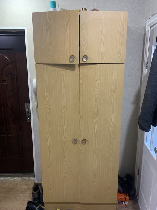 Продается прихожая в комплекте.