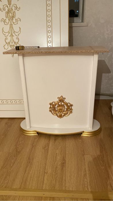 Новый гостиный стол