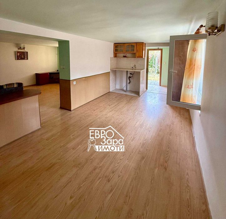 Продава се Къща в с. Старозагорски бани, Област Стара Загора - 178 кв.м за 1107 €/кв.м - Снимка #6