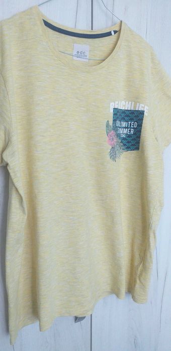 Модерни фирмени блузи ххл за модерен мъж -30лв