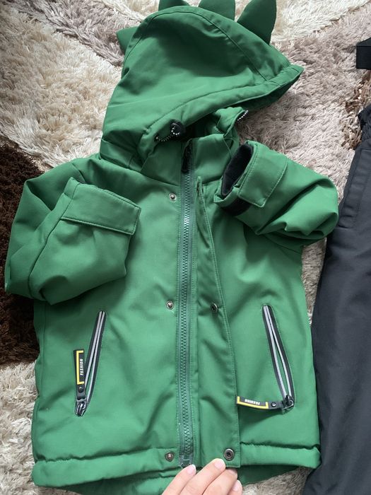 Продается комбинезон весна-осень