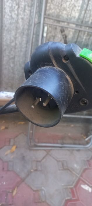 Продам газонокосилку