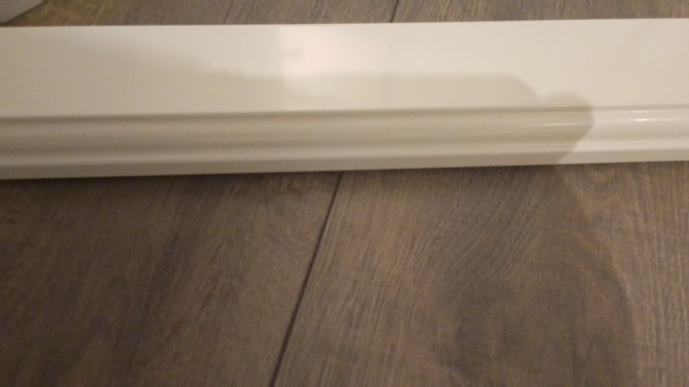 Декоративна лайсна с контур екрю., IKEA.Bodbyn