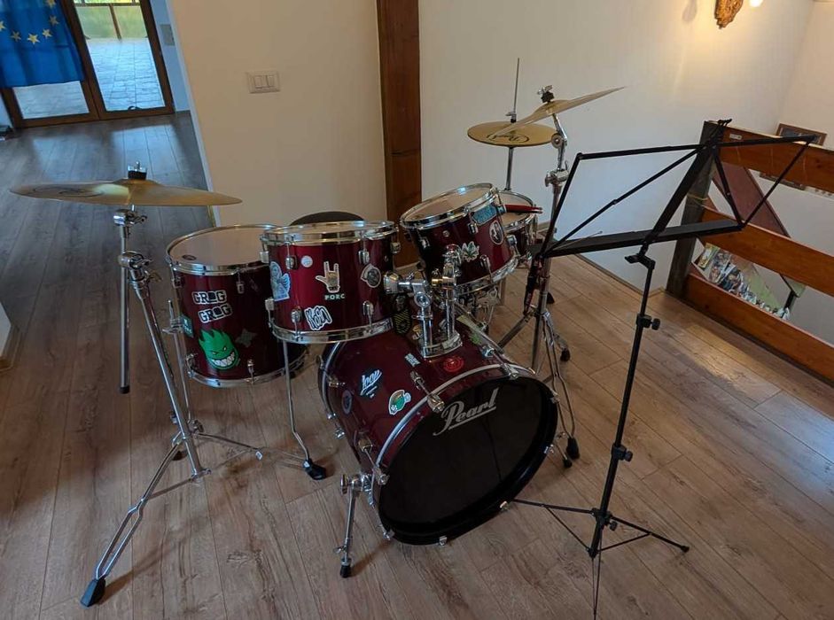 Tobe Pearl Red Wine, accesorii