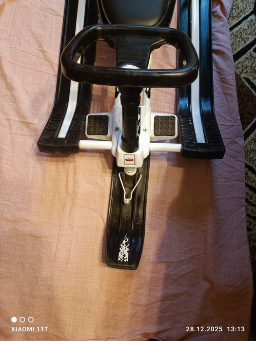 Шейна с амортисьор и кормило