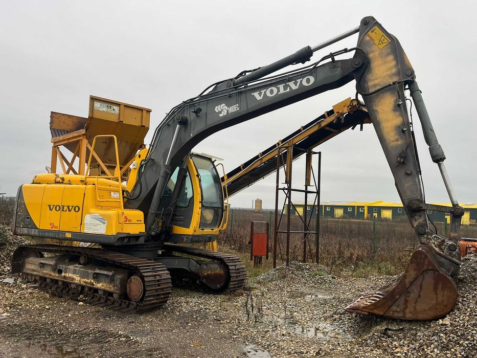 Excavator Volvo EC 140