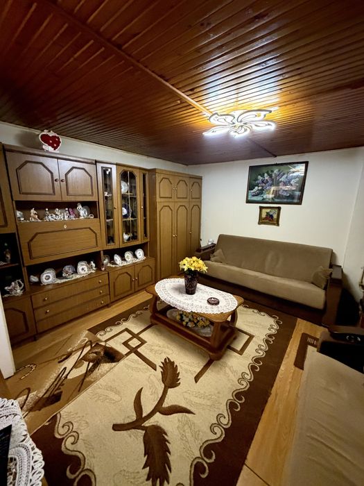 Vand apartament 32 MP