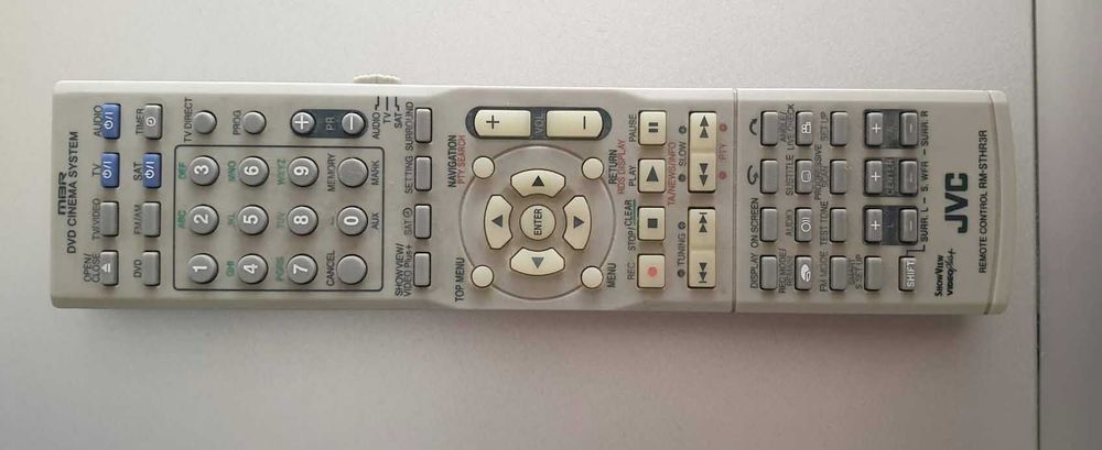 JVC TH-R1 — "DVD Digital Cinema System" (домашно кино в комплект)