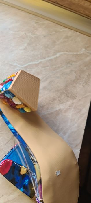 Дамски обувки нови