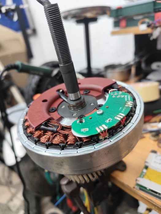 Atelier reparatii trotinete  ,scutere și biciclete electricetrice