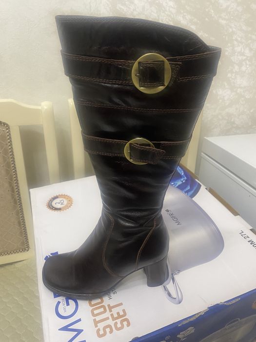 Продается женская обувь 35 размер