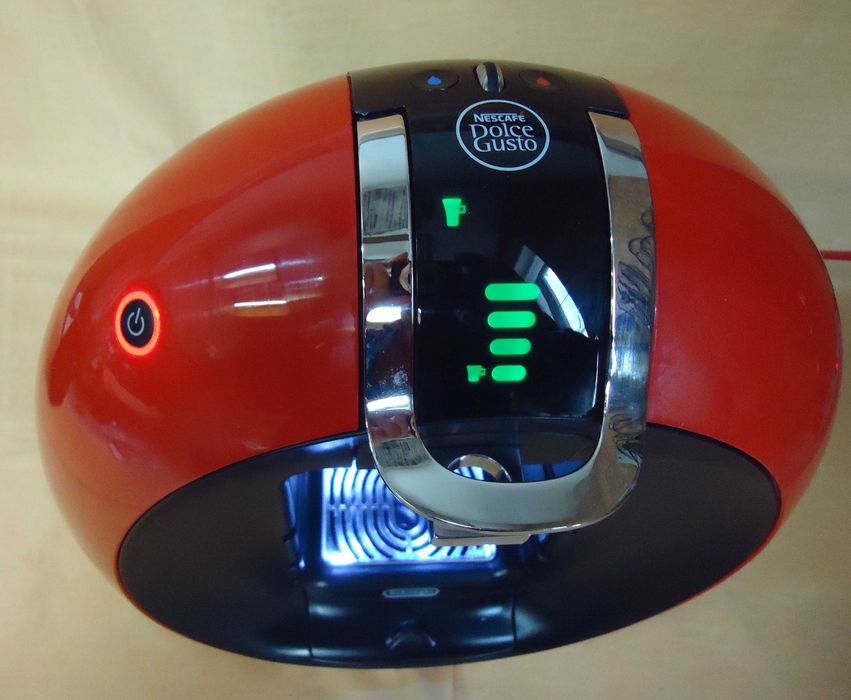 Кафемашина с гаранция 1 година Automat NESCAFÉ® система Dolce Gusto Delonghi Circolo.Red
