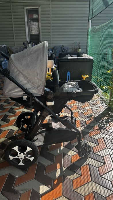 Деткая прогулочная коляска ibelive 4in1