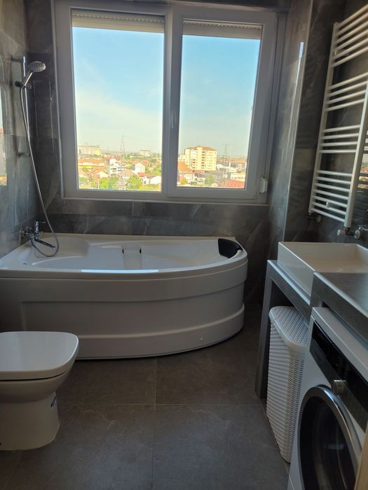 ARED  R29  Oradea 3 camere de închiriat ./REZERVAT
