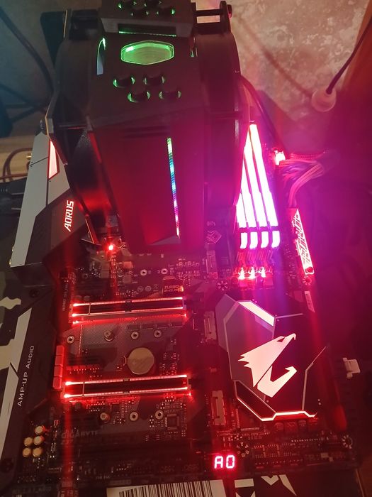 Kuchli Gaming Komplekt (i7-8700 + 32GB RAM + Z370)