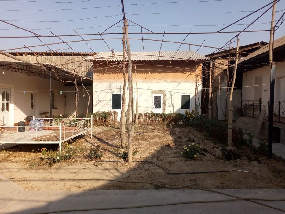 Uy sotiladi Ozimni nomimda