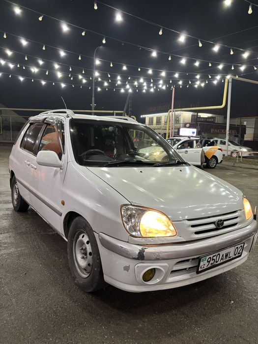 Продам Toyota Raum 1997г