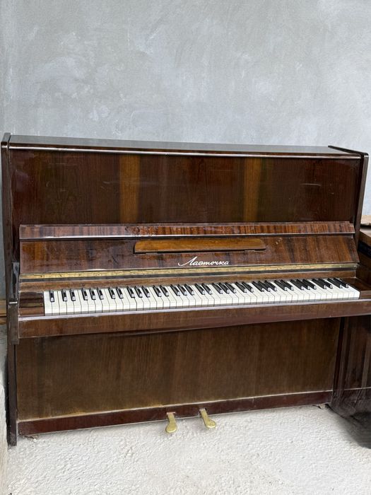 Фортопиано Ласточка