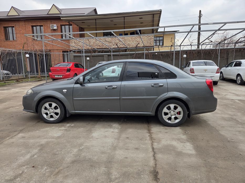 Джентра мокрый асфальт