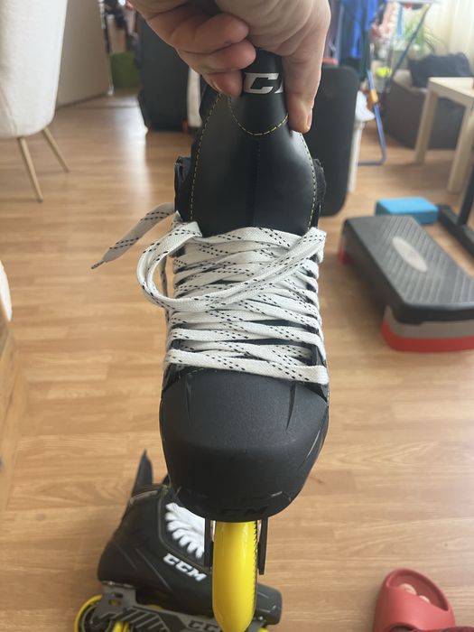 Чисто нови ролери CCM  Fast Frame