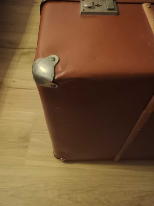 Valiza Geamantan Carton Vintage 1971