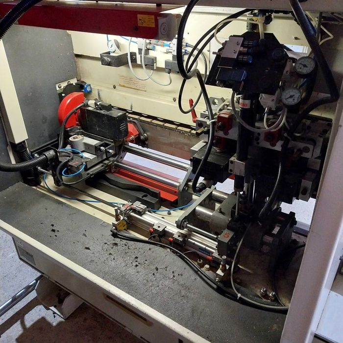 Vand Masina de aplicat cant ABS cu prefrezare