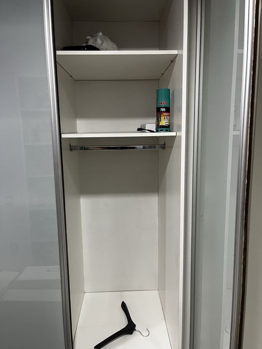 Продам шкаф в прихожую