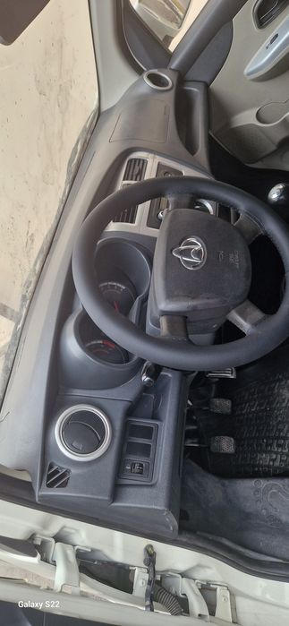 Чанган автомобили сотилади.