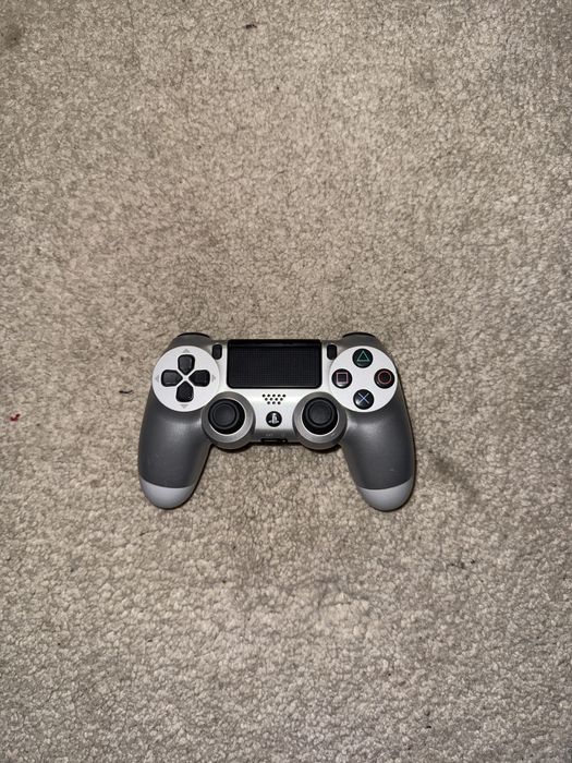 Ps 4 конзола нормален 1TB