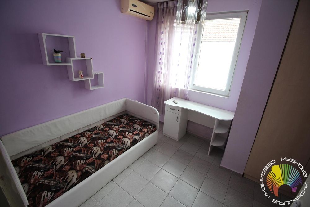 Дава се под наем Двустаен апартамент в Бургас, Възраждане - 72 кв.м за 306 € - Снимка #10