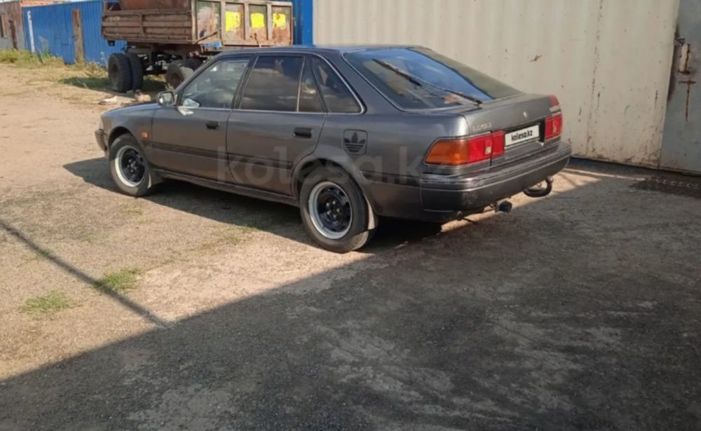 Продам Тойоту Карину2