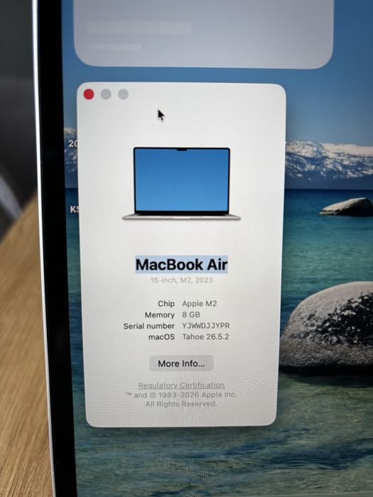 MacBook Air M2 15-inch