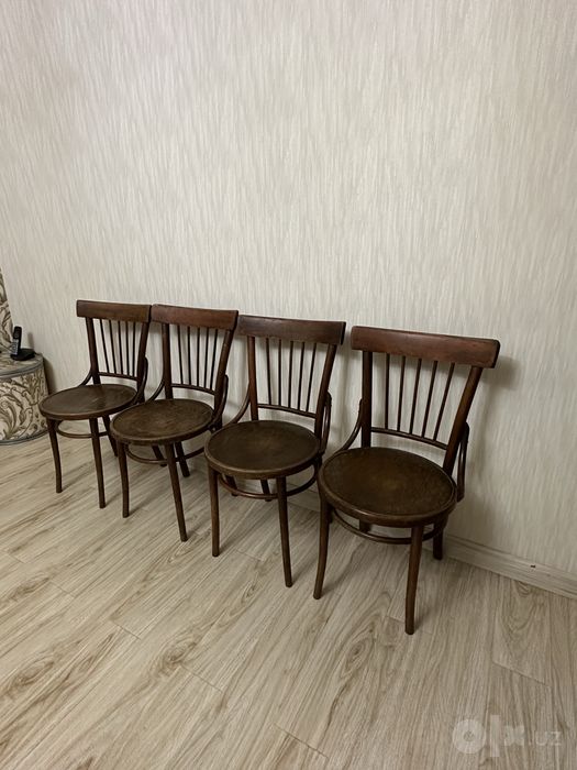 Совесткие антикварные стулья 4шт