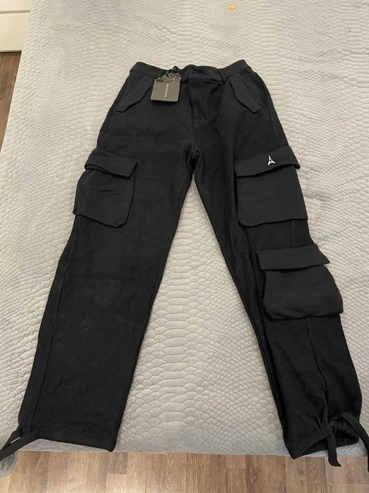 Дамски екип от панталон и горнище Manière De Voir