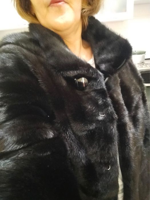 Продам норковую шубу