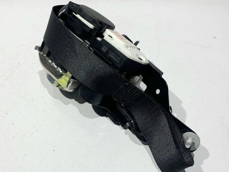 Centura de siguranta stanga fata Mercedes C-class facelift w204 A20486