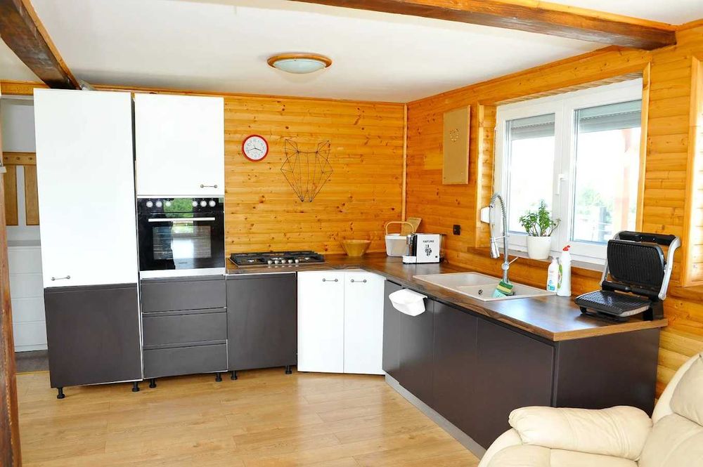 Casă de închiriat în Rasnov zona Glejerie Str.Lupului Priveliste Deosb