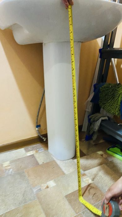 Раковина с пьедесталом