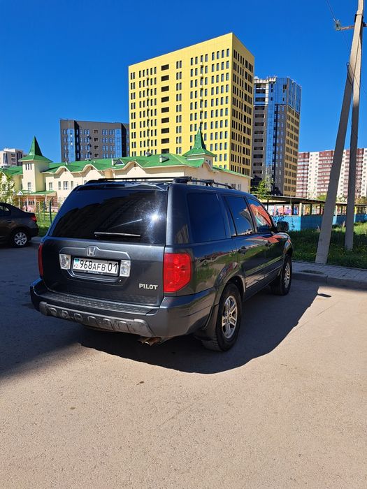 Продам Honda Pilot 2005 год