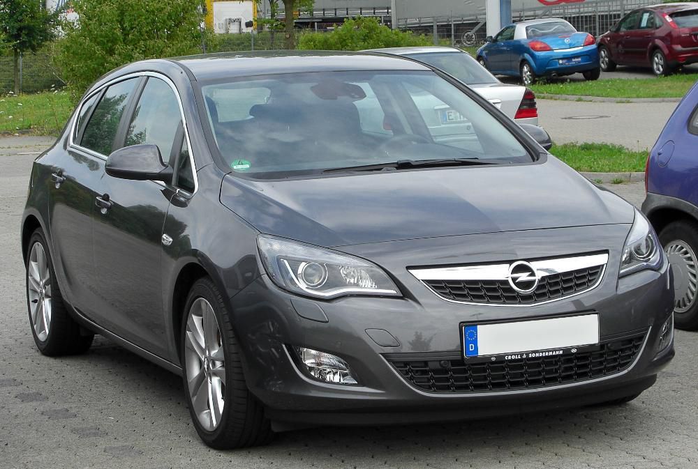 Opel Astra J 2011 на части