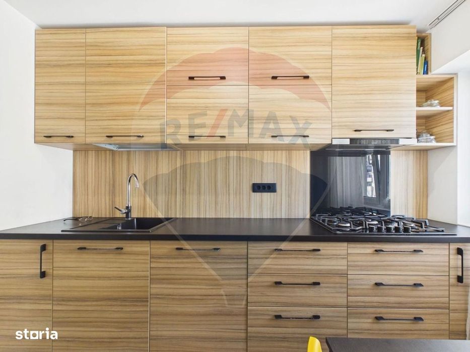 Apartament cu 3 camere de vanzare, Zona Unirii