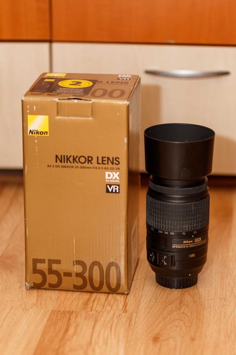 Obiectiv Nikon 55-300mm