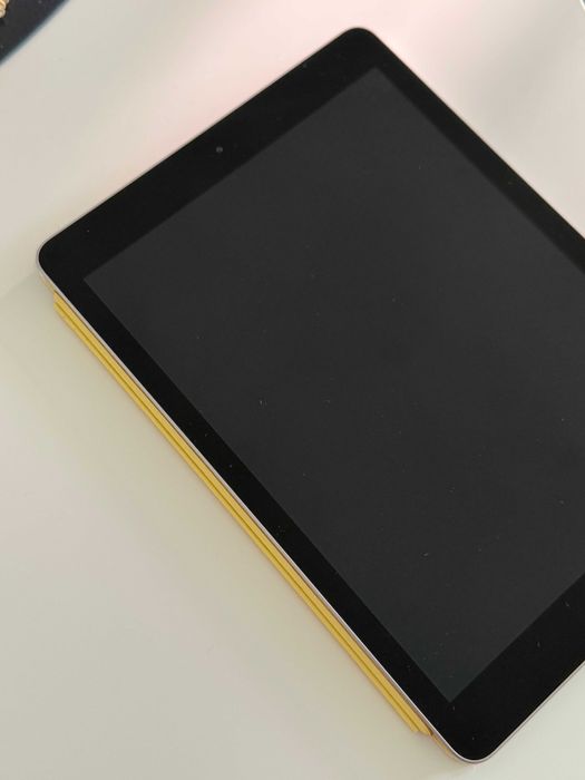 Apple iPad 6th Gen | 32 GB | Space Gray (A1893)