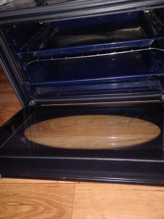 Продам духовой шкаф