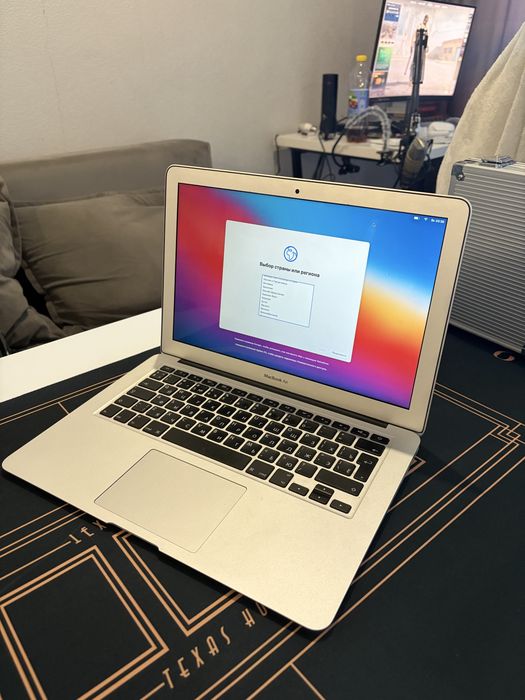 MacBook Air 13″ (Early 2014)