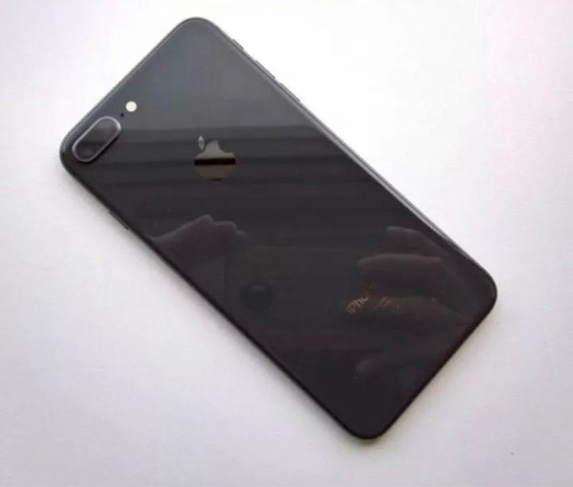 iPhone 8plus  ……..