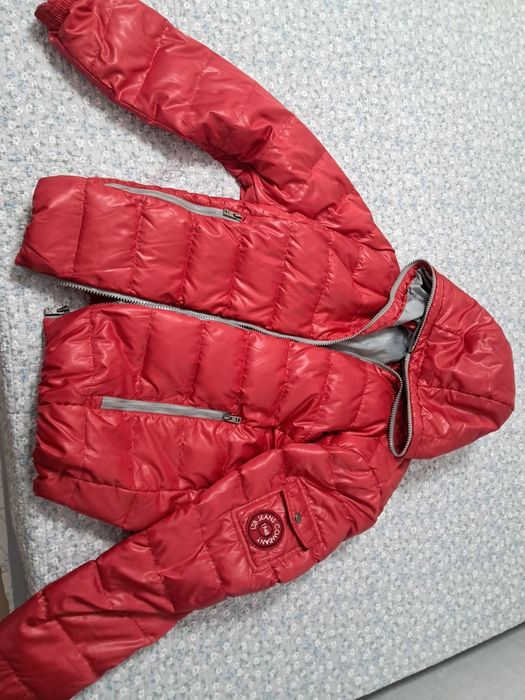 Поодам куртку демисезонная