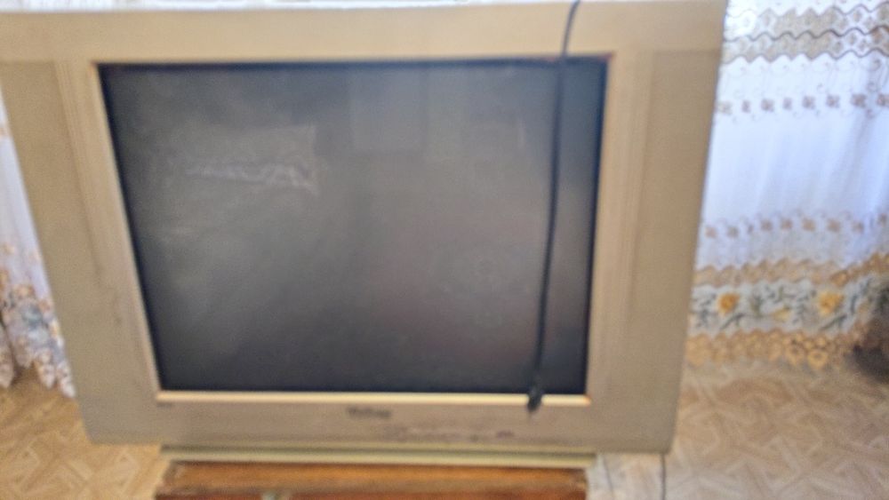 Телевизор elenberg